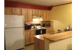 9442 NW 48th St, Sunrise, FL 33351, Sold 03/30/17