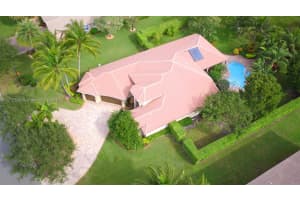 3752 Churchill Downs Dr, Davie, FL 33328, Sold 08/15/17