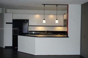 21300 San Simeon Way APT M9, Miami, FL 33179, Sold 06/13/17