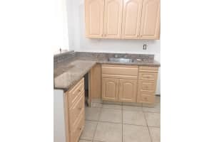 15221 NE 6th Ave APT A111, Miami, FL 33162, Sold 03/22/17