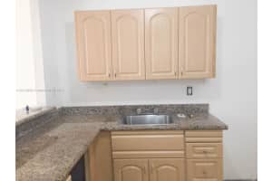 15221 NE 6th Ave APT A111, Miami, FL 33162, Sold 03/22/17