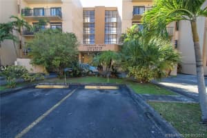 1820 W 53rd St, Hialeah, FL 33012, Sold 03/10/17