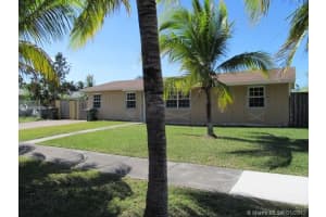 668 SW 17th Terrace, Homestead, FL 33030, Sold 04/06/17