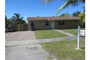 668 SW 17th Terrace, Homestead, FL 33030, Sold 04/06/17