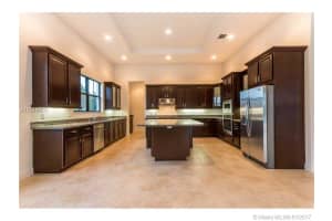 4405 Parkside Rd, Davie, FL 33328, Sold 09/15/17