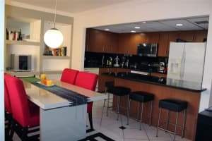 3350 NE 192 St # 4r-B, Aventura, FL 33180, Sold 07/07/17