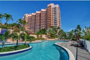 10 Edgewater Dr #7c, Miami, FL 33133, Sold 02/28/17