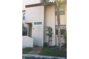721 NW 105th Pl C2, Miami, FL 33172, Sold 08/30/17