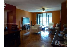 900 NE 195th St, Miami, FL 33179, Sold 06/30/17