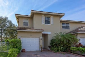 9142 NW 40th Pl, Sunrise, FL 33351, Sold 06/20/17