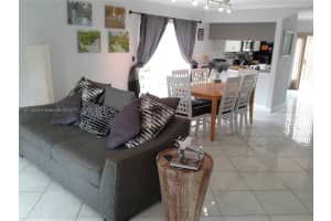 5761 NW 97th Ct, Doral, FL 33178, Sold 03/31/17