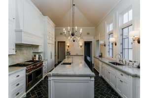 3835 N Moorings Way, Miami, FL 33133, Sold 05/17/17