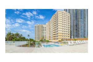 4747 Collins Ave, Miami, FL 33140, Sold 05/18/17