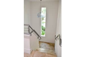 3915 Meridian Ave, Miami Beach, FL 33140, Sold 12/26/19