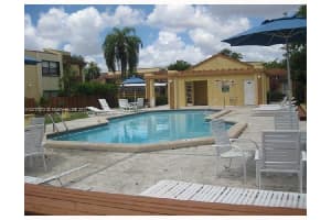 8881 Fontainebleau Blvd, Miami, FL 33172, Sold 05/12/17