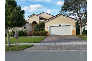 8425 Phoenician Ct, Davie, FL 33328, Sold 06/23/17