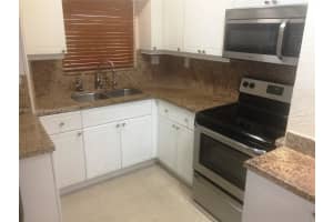 8820 Fontainebleau Blvd, Miami, FL 33172, Sold 06/08/17