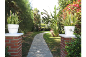 10078 E Bay Harbor Dr #78d, Bay Harbor Islands, FL 33154, Sold 04/10/17