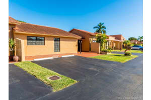 9341 SW 7th Ln, Miami, FL 33174, Sold 03/10/17