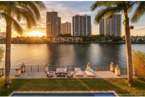 572 N Island Rd, Golden Beach, FL 33160, Sold 04/27/17