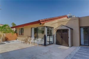 814 NW 106th Ave B1, Miami, FL 33172, Sold 04/24/17