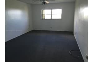 800 NE 195th St, Miami, FL 33179, Sold 03/22/17