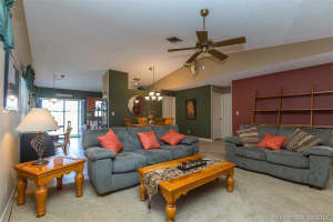 8401 SW 41st Ct, Davie, FL 33328, Sold 04/13/17