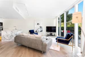 1000 South Pointe Dr, Miami Beach, FL 33139, Sold 06/23/17