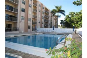 1301 NE 7th St, Hallandale Beach, FL 33009, Sold 03/23/17