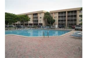 17000 NW 67th Ave, Hialeah, FL 33015, Sold 04/28/17