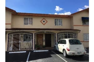 2204 W 74th St, Hialeah, FL 33016, Sold 05/05/17