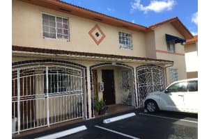 2204 W 74th St, Hialeah, FL 33016, Sold 05/05/17