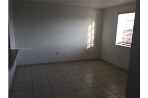 17405 NW 75th Pl, Hialeah, FL 33015, Sold 06/16/17