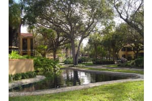 15579 Miami Lakeway N, Miami Lakes, FL 33014, Sold 05/18/17