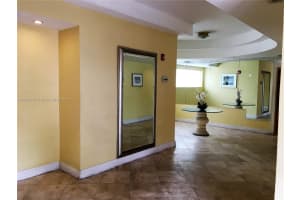 710 Washington Ave, Miami Beach, FL 33139, Sold 04/28/17