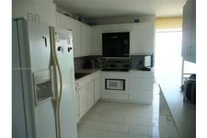 881 Ocean Dr #22a, Key Biscayne, FL 33149, Sold 04/17/17