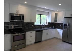 2708 SW 23rd Cranbrook Dr, Boynton Beach, FL 33436, Sold 04/12/17