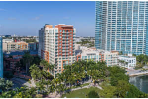 2000 N Bayshore Dr, Miami, FL 33137, Sold 05/19/17