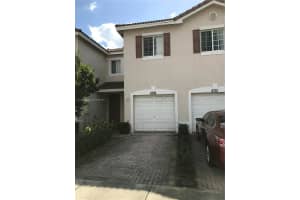 8708 Cypress Walk Ct, Tamarac, FL 33321, Sold 04/04/17