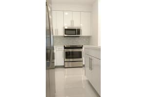 2630 NE 213th St, Miami, FL 33180, Sold 04/28/17
