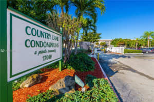 17000 NW 67th Ave, Hialeah, FL 33015, Sold 10/10/17