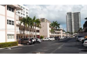 3127 S Ocean Dr, Hallandale Beach, FL 33009, Sold 04/21/17