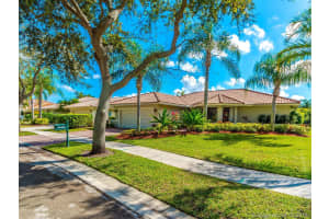 1142 Waterview Ln, Weston, FL 33326, Sold 03/28/17