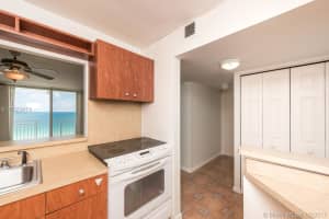 345 Ocean Dr, Miami Beach, FL 33139, Sold 02/07/17