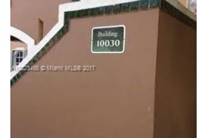 10030 Hammocks Blvd, Miami, FL 33196, Sold 05/25/17