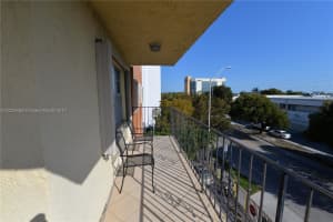 1635 W 44th Pl, Hialeah, FL 33012, Sold 05/18/17