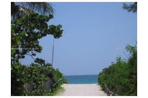 7832 Collins Ave, Miami Beach, FL 33141, Sold 05/18/17