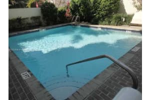 7832 Collins Ave, Miami Beach, FL 33141, Sold 05/18/17