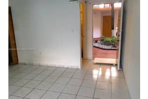 9415 Fontainebleau Blvd, Miami, FL 33172, Sold 04/30/17