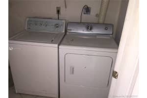 9427 Fontainebleau Blvd, Miami, FL 33172, Sold 08/25/17